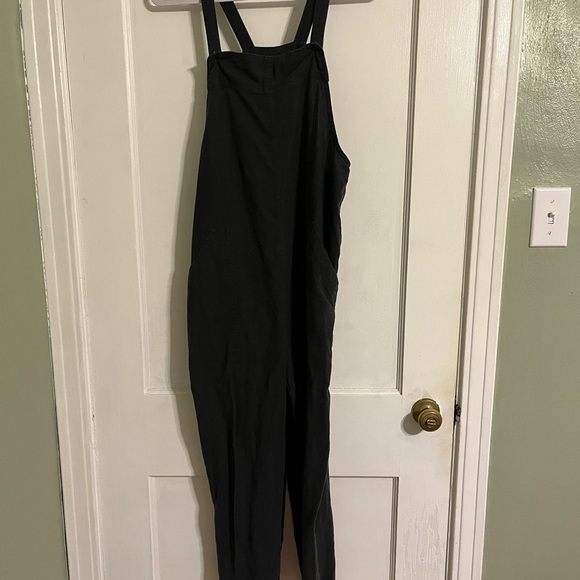 Universal Thread Black Overalls - Picture 1 of 5